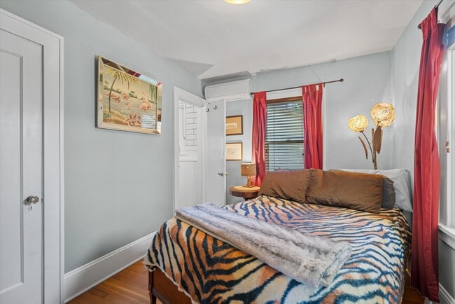 Building Photo - 840 N Farragut St