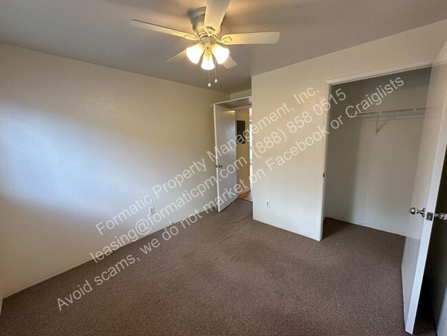 Building Photo - Charming Pet Friendly 2-Bedroom Home with ...