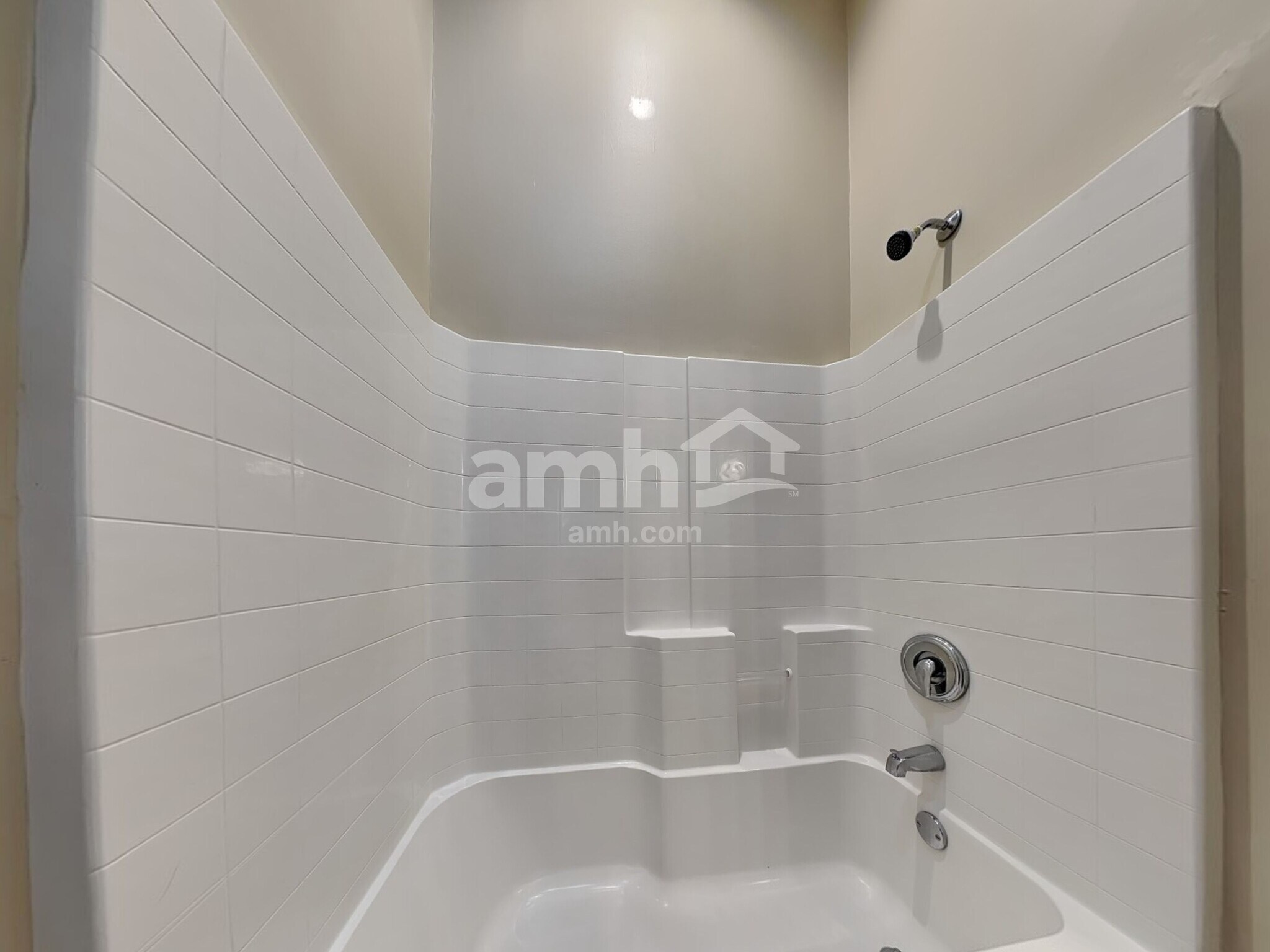 Building Photo - 822 Granite Ln