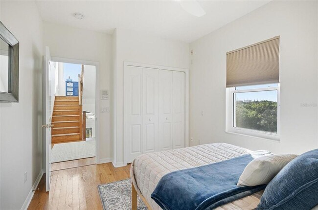 Building Photo - 3298 N Ocean Shore Blvd