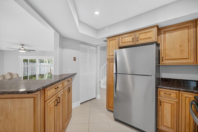 Building Photo - 246 Seabreeze Cir