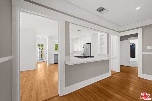 Building Photo - 1441 N Ogden Dr