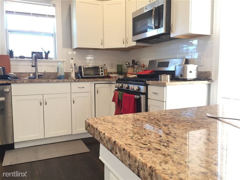 Building Photo - 43 Saint Paul St