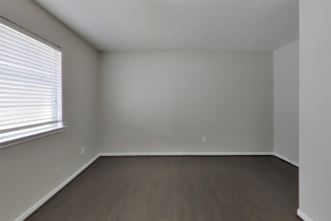 Building Photo - 12230 Scarlet River Dr
