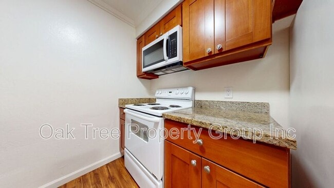 Building Photo - 623 F St