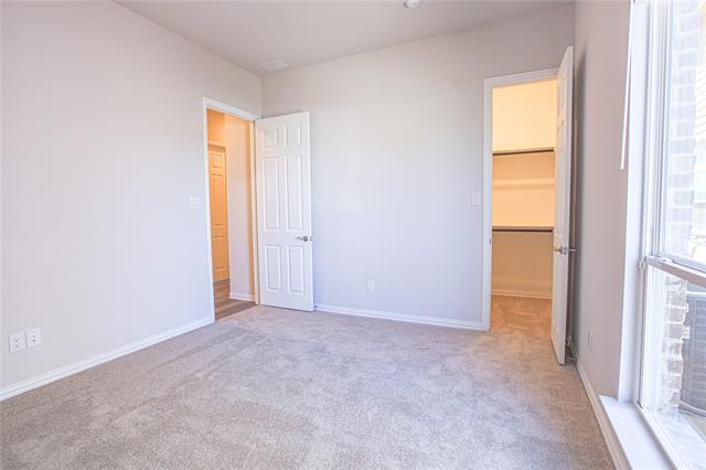 Building Photo - 612 Cattle Chute Ct