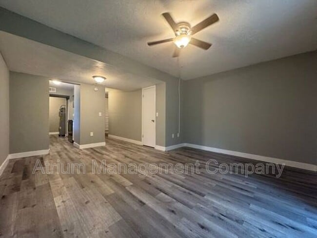 Building Photo - 7209 SW 45th Pl