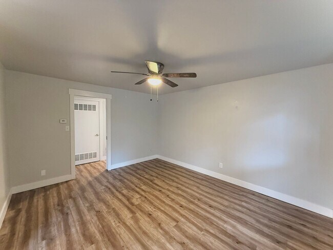 Building Photo - 1-Bedroom Condo in Salt Lake City – Available May 1st!