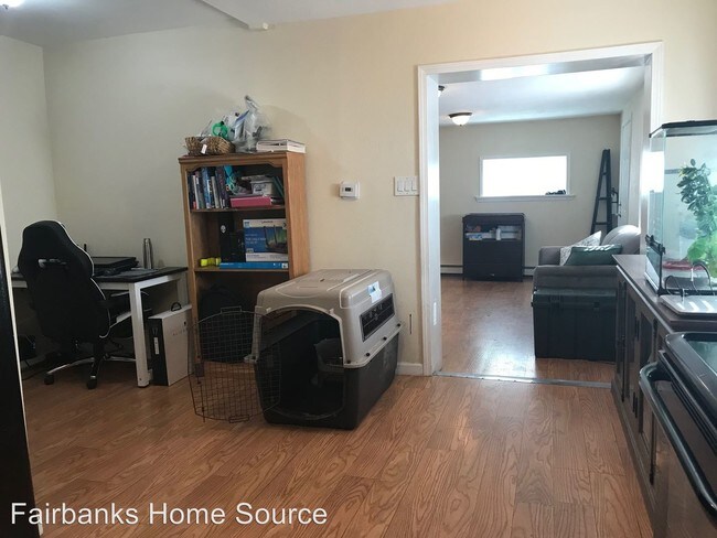 Building Photo - 367 Park Way