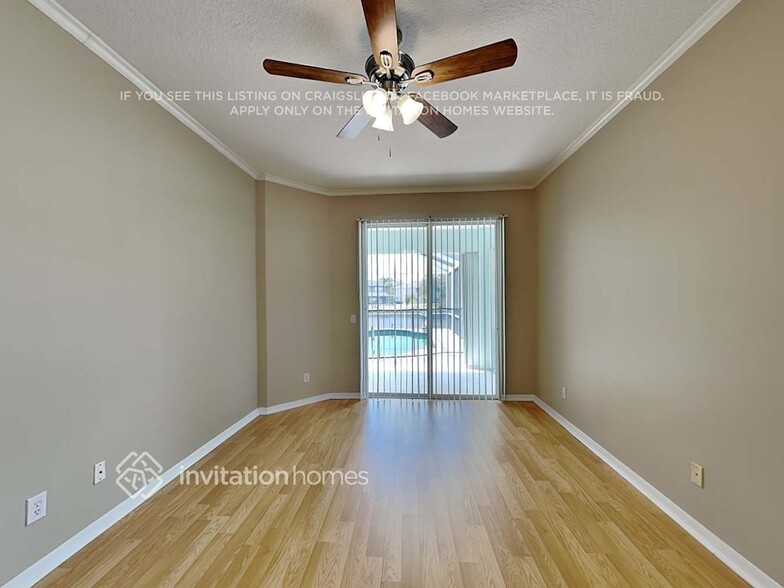 Building Photo - 7843 48th Ave E