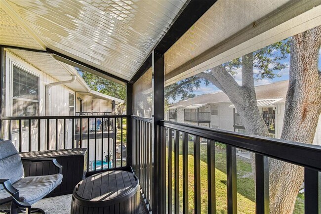 Building Photo - 3803 N Oak Dr