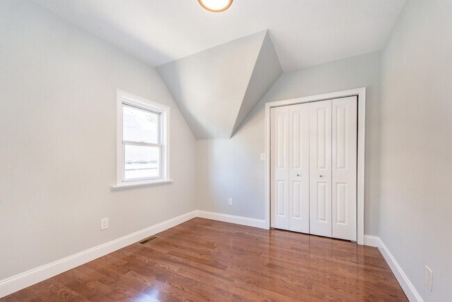 Building Photo - 894 AVENUE C