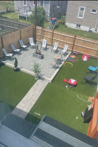 Building Photo - 209 Princeton St