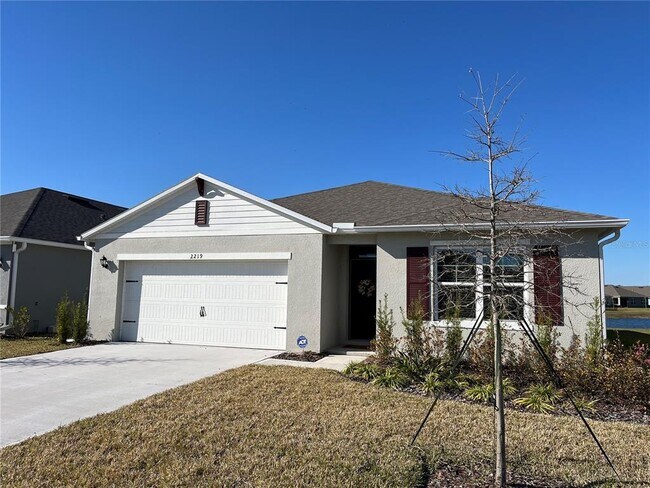 Building Photo - 2219 Lake Preserve Cir