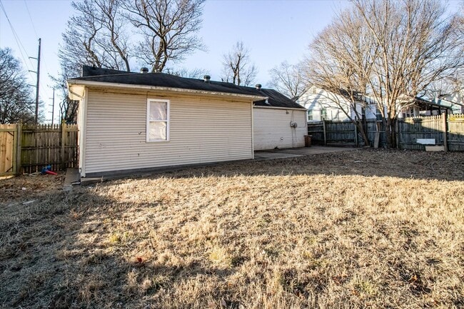 Building Photo - 11120 E 57 St