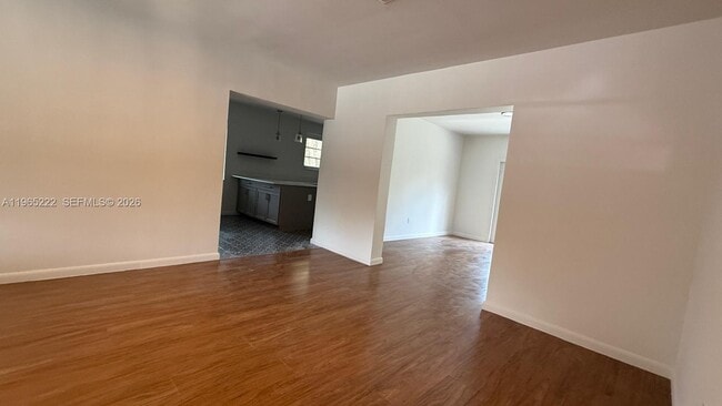 Building Photo - 4765 N Miami Ave