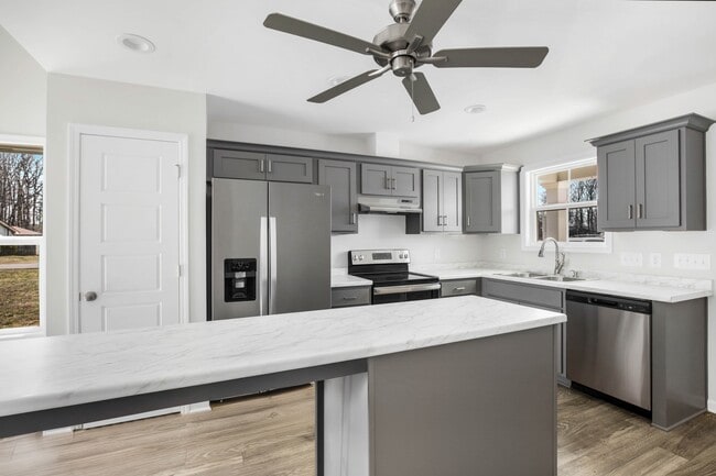 Building Photo - 100 Billy Robb St