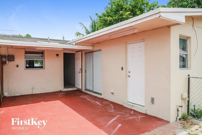 Building Photo - 3453 NW 191st St