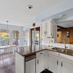 Building Photo - 103 Willow Bend Dr