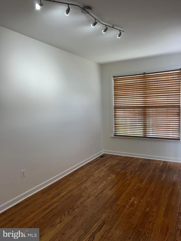 Building Photo - 42540 Magellan Square