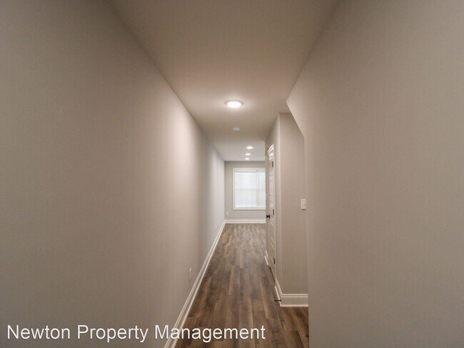 Building Photo - 3 br, 2.5 bath House - 18179 Mae Circle