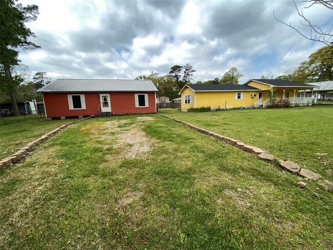 Building Photo - 20696 Trinity Way