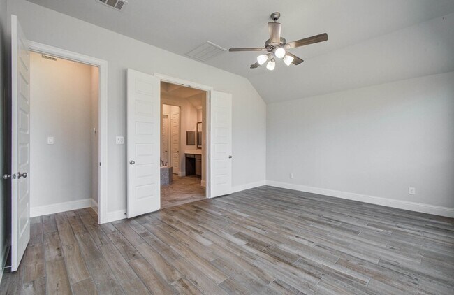 Building Photo - 28518 Jade Springs Ln