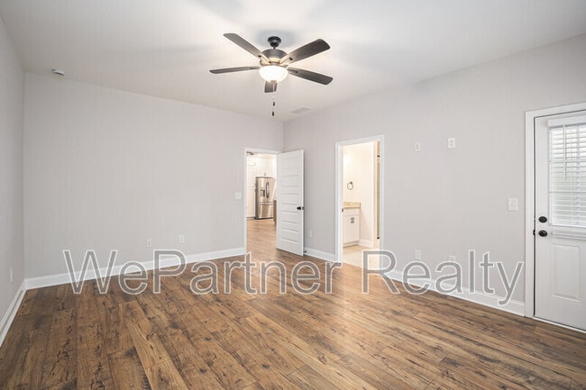 Building Photo - 138 Crestpoint Rd