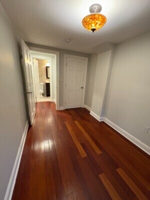 Building Photo - 106 E Brookline St