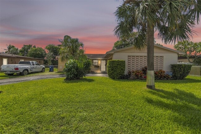 Primary Photo - 2860 NW 184th St