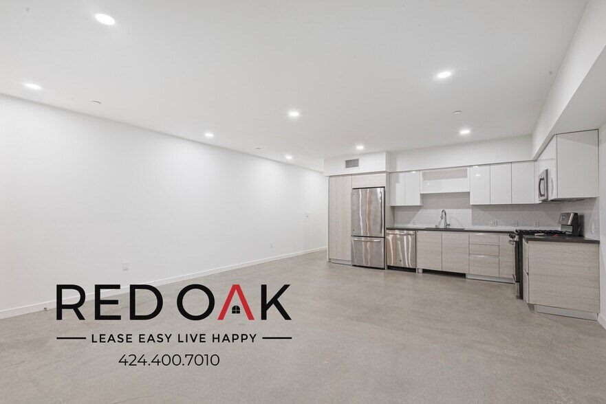 Building Photo - 2409 Griffith Park Blvd