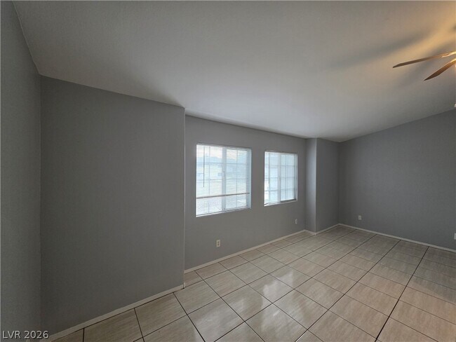 Building Photo - 5843 Berry Hill Ln