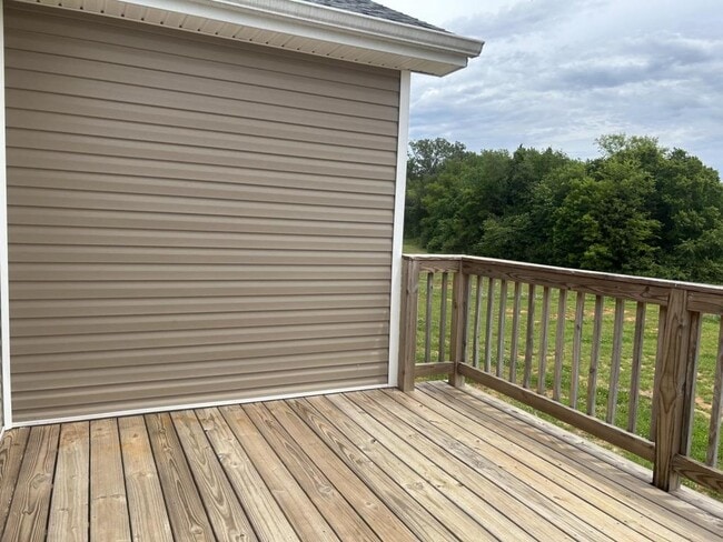 Building Photo - 482 Labrador Dr