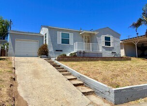 Building Photo - 2 Bed House in Lemon Grove