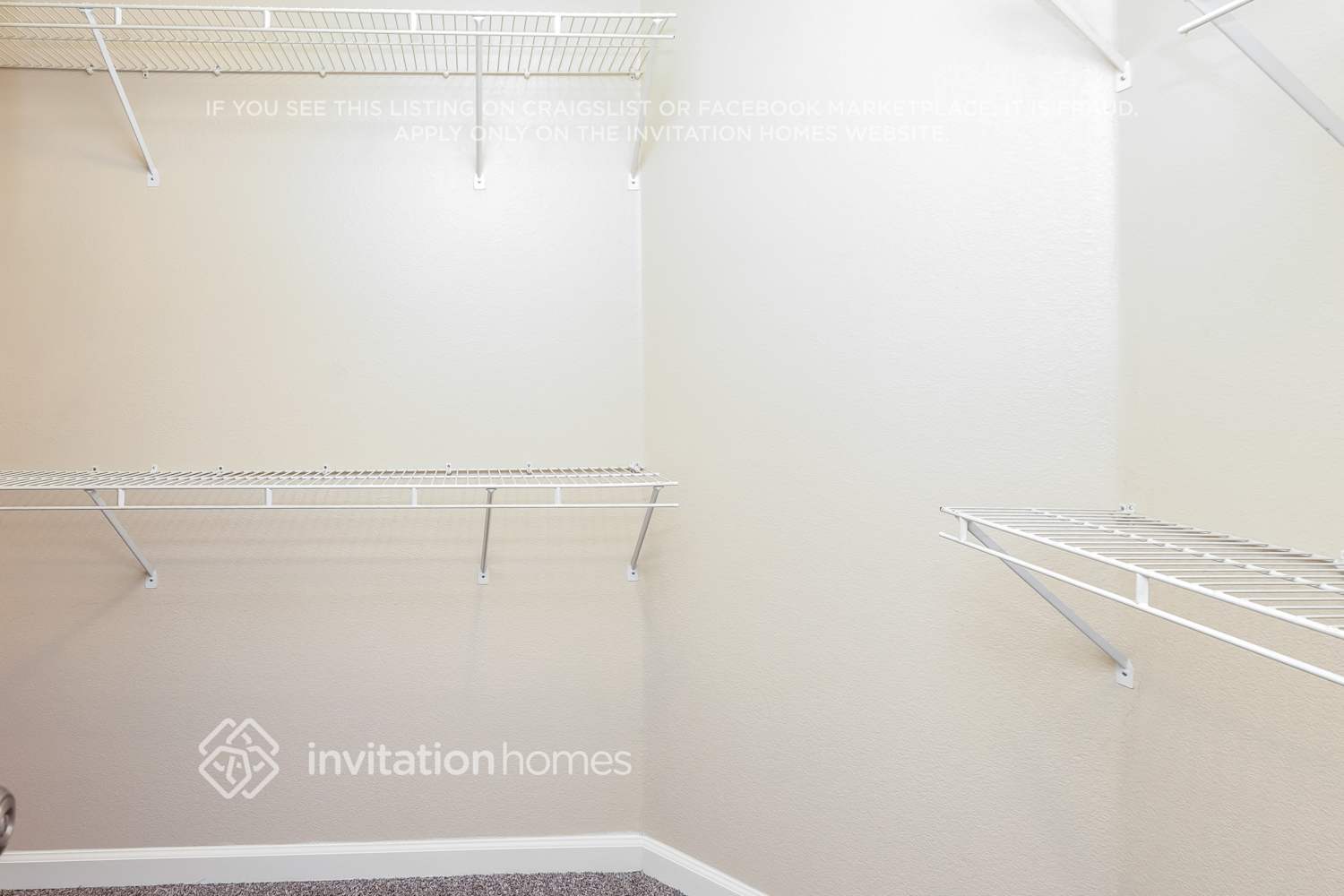Building Photo - 1802 Gardenia Ct