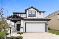 Building Photo - 323 Black Opal Dr