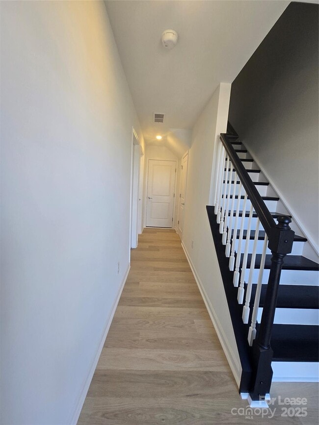 Building Photo - 3124 Stelfox St