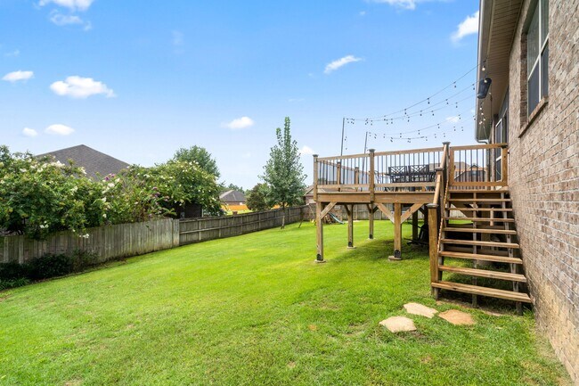 Building Photo - 730 Lime Ln