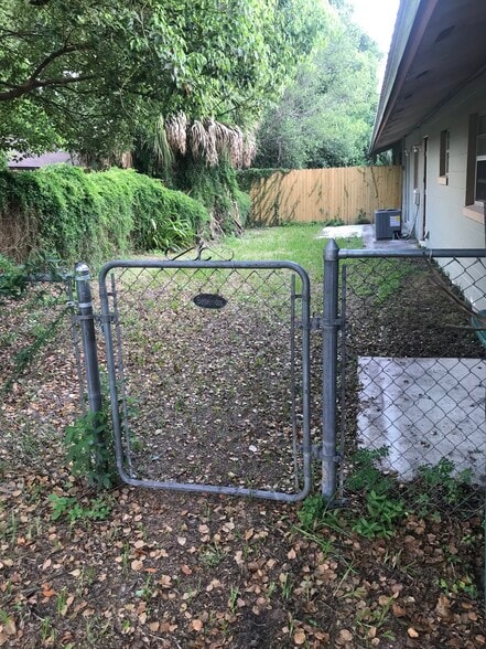 Building Photo - 442 Georgia Ave