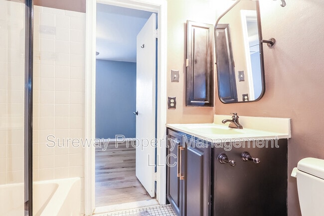 Building Photo - 94 Teal Ct