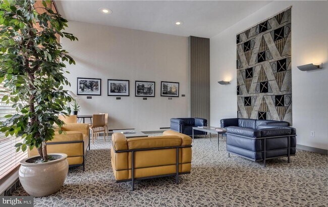Building Photo - 1711 Massachusetts Ave NW