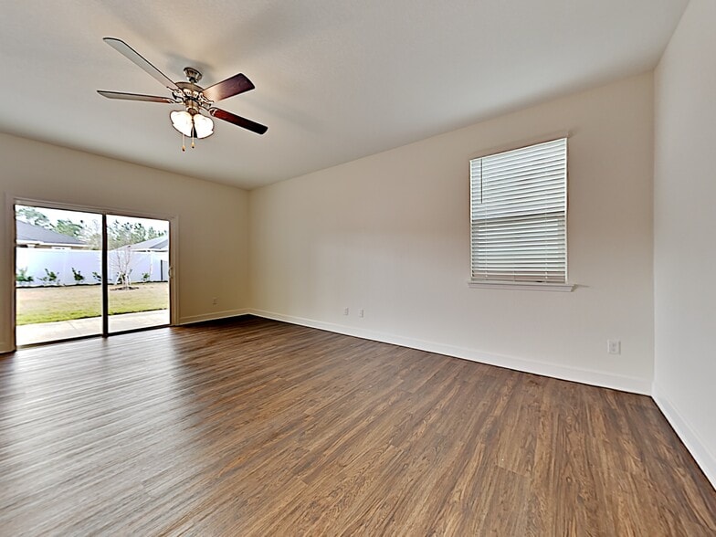 Building Photo - 61 Olivewood Pl