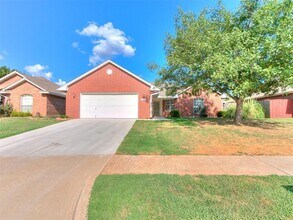 Building Photo - 1305 Melisa Dr