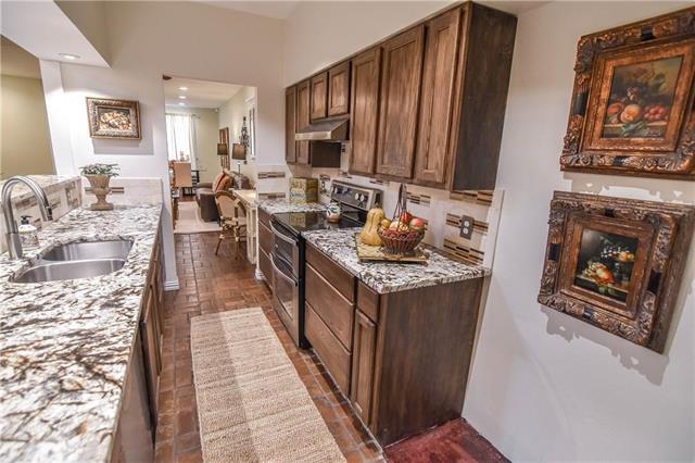 Building Photo - 7408 Woodthrush Dr