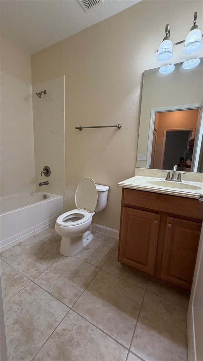 Building Photo - 1020 Glenraven Ln