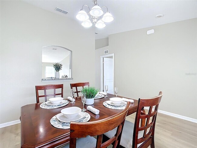 Building Photo - 1639 Saddlehorn Dr