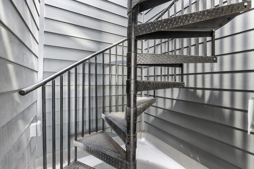 Building Photo - 1148 N 2nd St