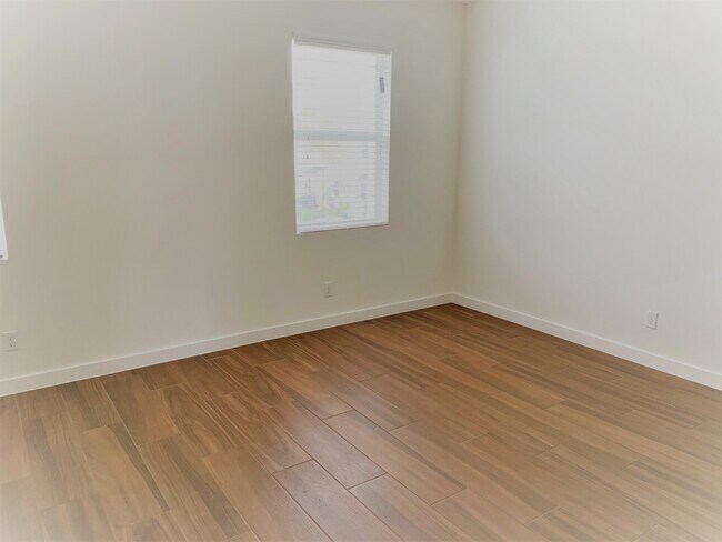 Building Photo - 126 Osprey Cir