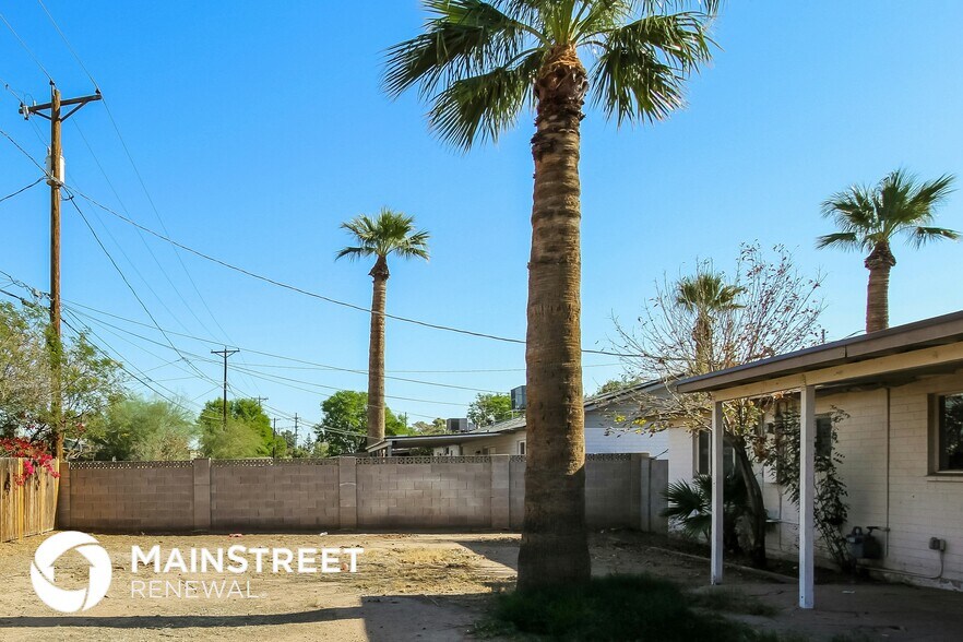 Building Photo - 4902 W Mulberry Dr