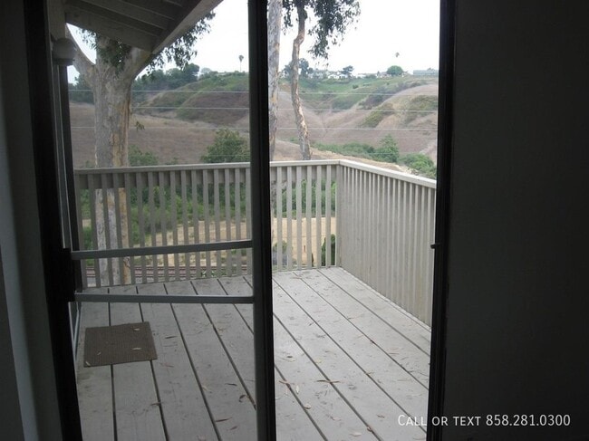 Building Photo - 3907 Camino Lindo